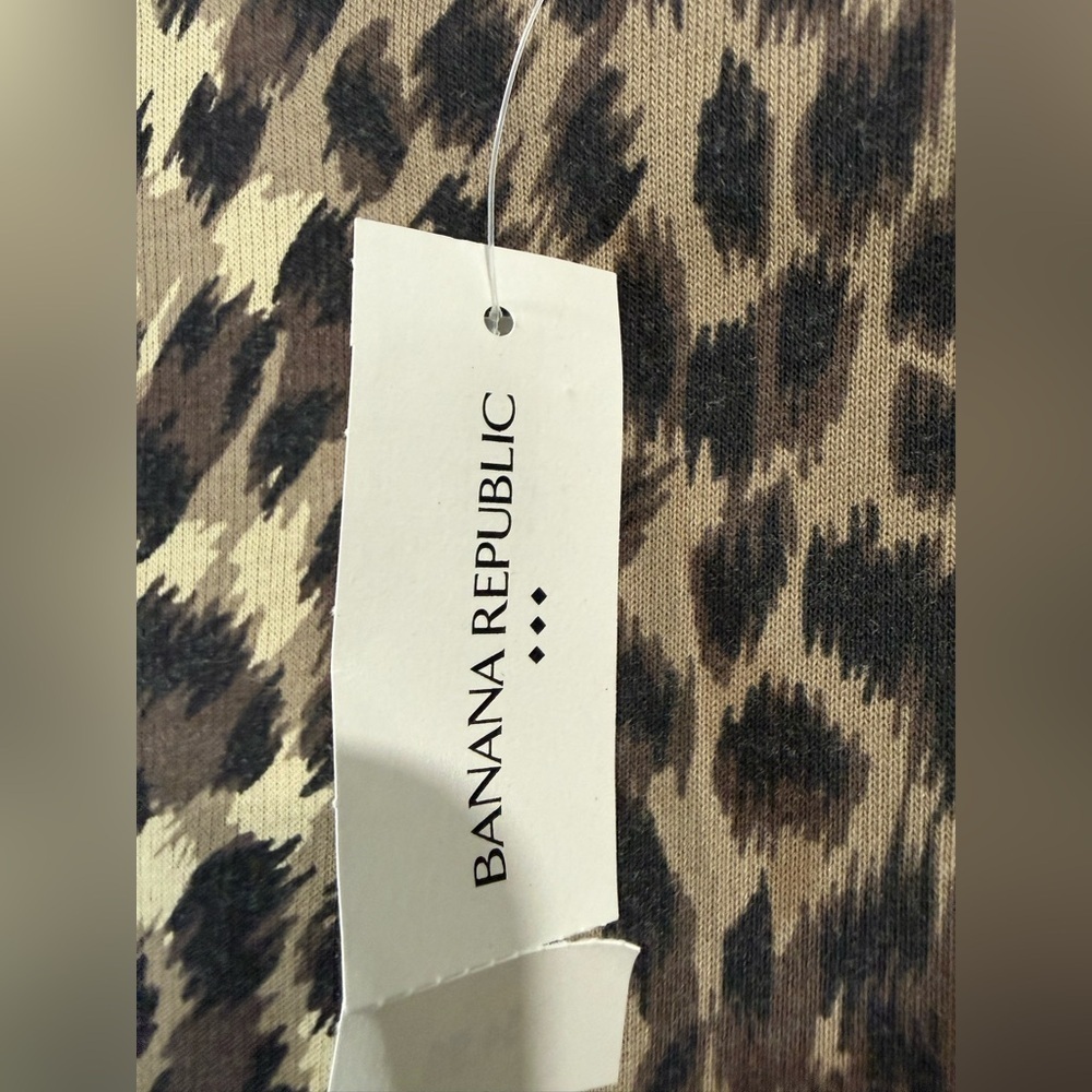 Banana Republic Leopard Print Sweatshirt Women XS Animal Print Crewneck NWT - Picture 7 of 7